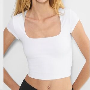 Aritzia TNA SoChill Fame T-Shirt White Square Neck Crop Top